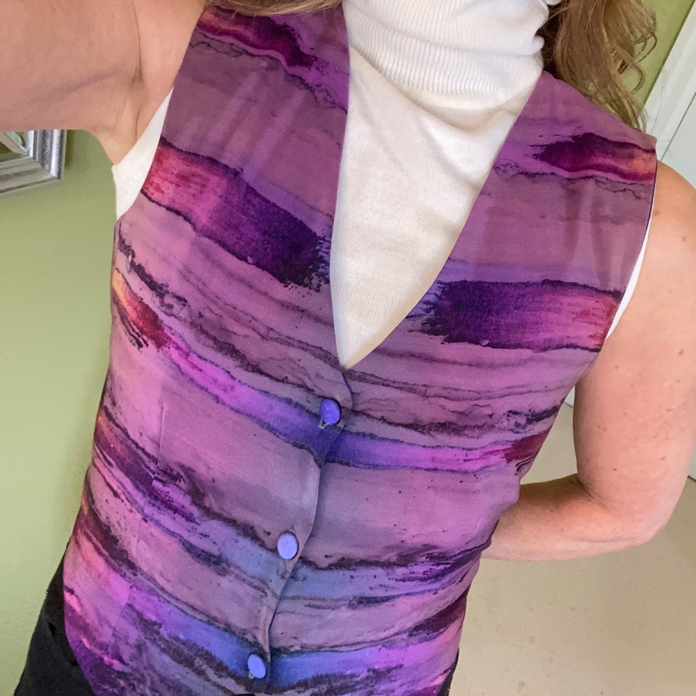 The JOKER 🤡 100% silk vest from the 90’s